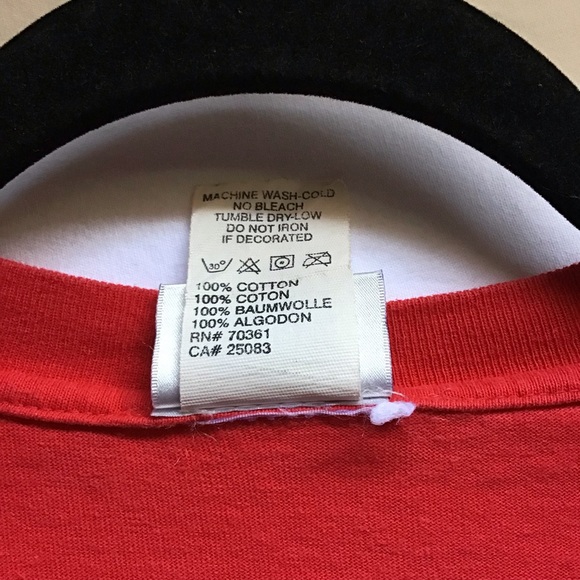 Disneyland Resort Red T-Shirt Unisex Size L. - Picture 5 of 7